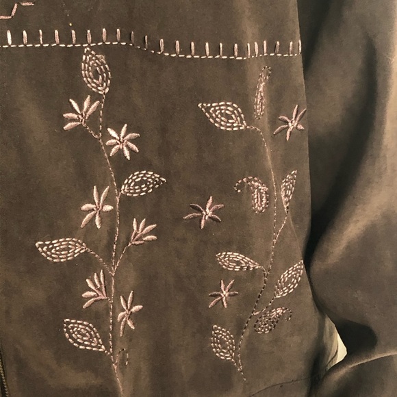 Solddd Outtt - Picture 5 of 6